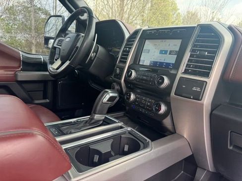Used 2018 Ford F150 Platinum w/ Technology Package image 36