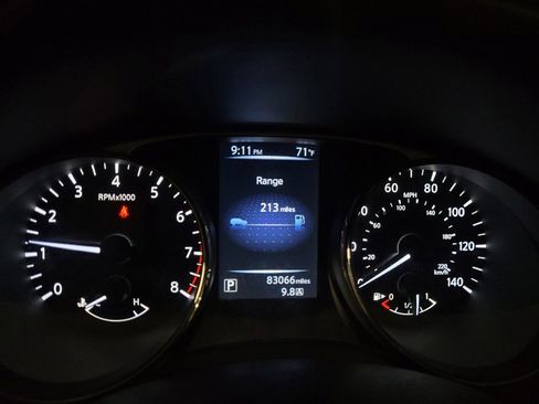Used 2016 Nissan Rogue SV AWD/4WD image 23