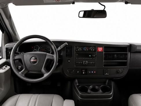 Used 2025 GMC Savana 3500 Extended RWD image 22