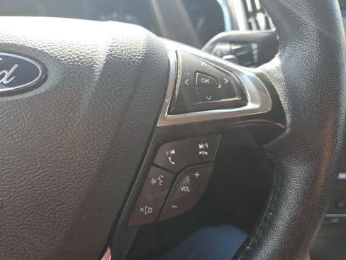 Used 2019 Ford Edge Titanium w/ Equipment Group 301A AWD/4WD image 6