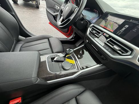 Used 2021 BMW 330i Sedan w/ Convenience Package image 15