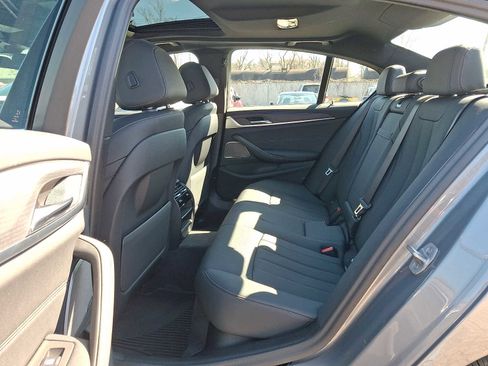 Certified 2023 BMW 530i xDrive w/ Premium Package image 10