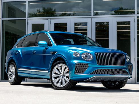 New 2025 Bentley Bentayga Extended Wheelbase image 1