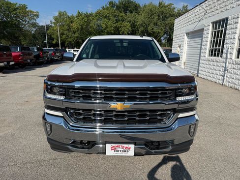 Used 2018 Chevrolet Silverado 1500 LTZ AWD/4WD image 2