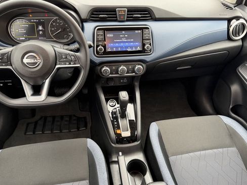 Used 2025 Nissan Versa SV FWD image 16