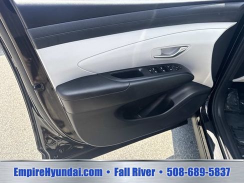 Used 2025 Hyundai Tucson Blue AWD/4WD image 16