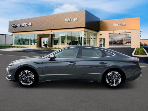 New 2026 Hyundai Sonata SEL FWD image 3