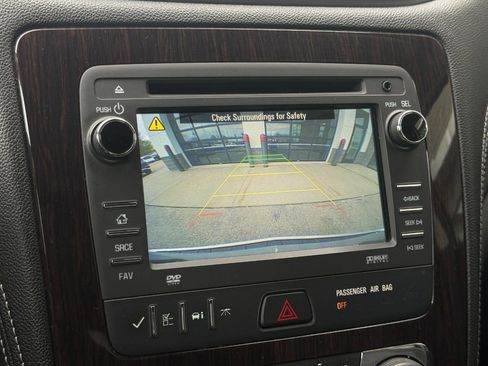 Used 2016 Chevrolet Traverse LT w/ Traveler's Package FWD image 40