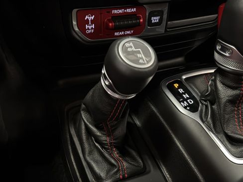 Used 2020 Jeep Wrangler Unlimited Rubicon AWD/4WD image 31