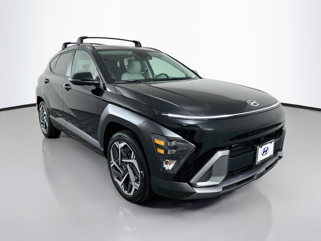 New 2027 Hyundai Kona SEL Premium FWD image 3