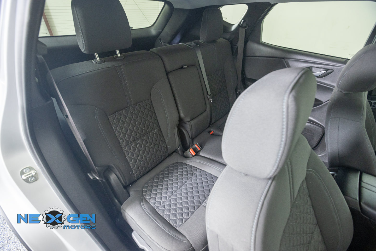 Used 2019 Chevrolet Blazer LT AWD/4WD image 38