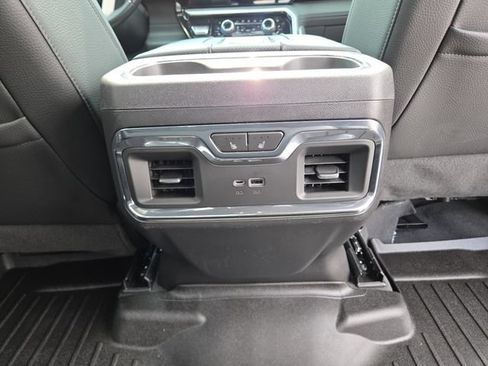Used 2022 GMC Sierra 1500 Denali w/ Denali Reserve Package AWD/4WD image 25