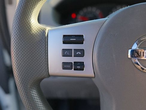 Used 2017 Nissan Frontier SV RWD image 11