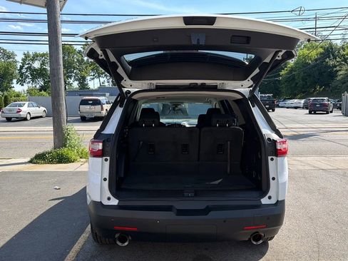 Used 2019 Chevrolet Traverse LT AWD/4WD image 27