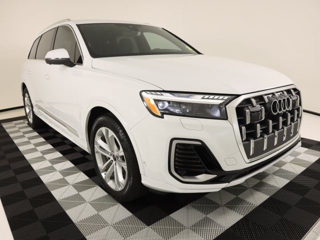 Certified 2025 Audi Q7 3.0T Prestige w/ Prestige Package AWD/4WD image 7