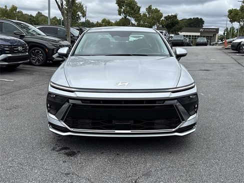 New 2025 Hyundai Sonata SEL image 2