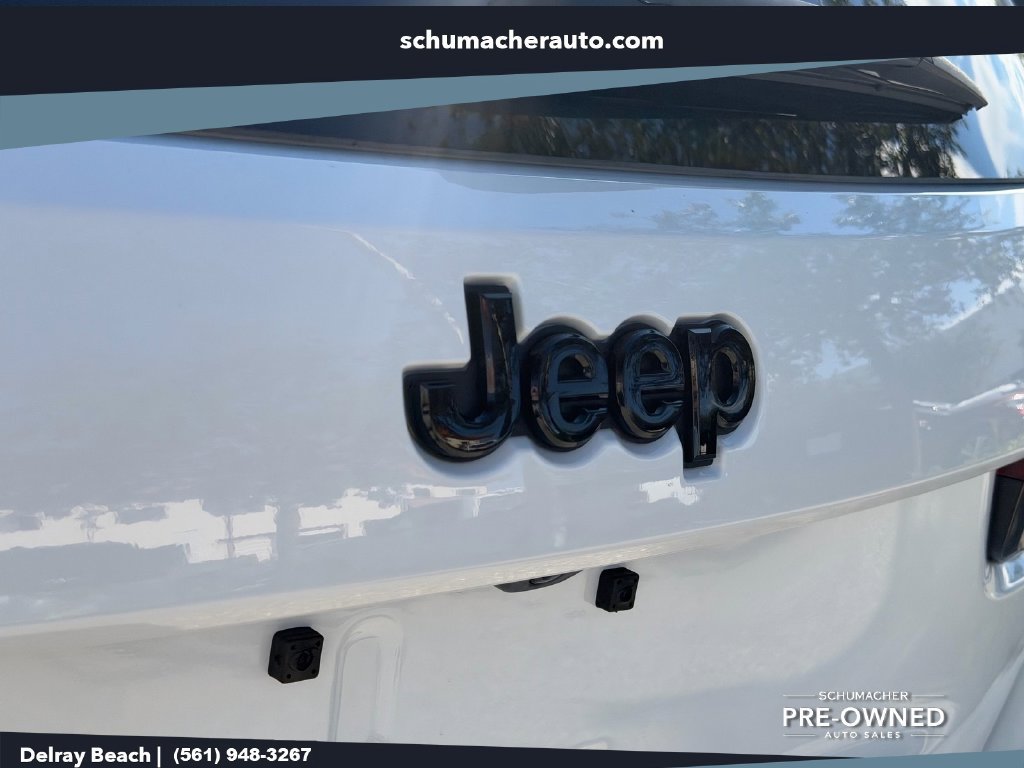 Certified 2021 Jeep Grand Cherokee Laredo X RWD image 14