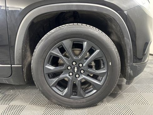 Used 2020 Chevrolet Traverse RS image 9