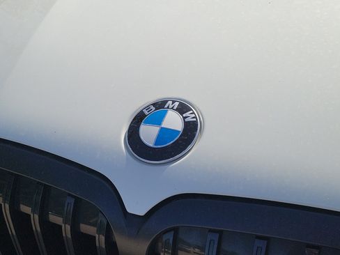 Used 2024 BMW X7 xDrive40i w/ Executive Package AWD/4WD image 6