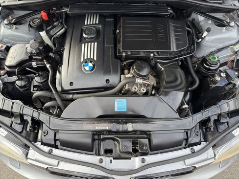 Used 2010 BMW 135i Coupe image 27