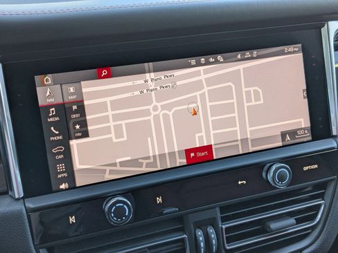 New 2026 Porsche Macan AWD/4WD image 18