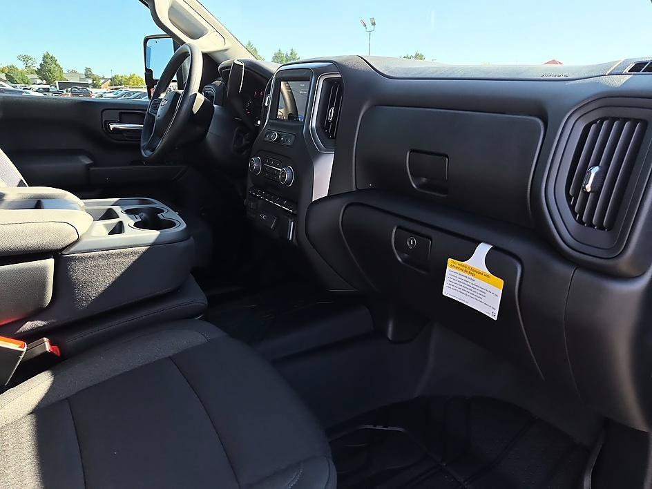 New 2026 Chevrolet Silverado 2500 Custom w/ Custom Convenience Package AWD/4WD image 33