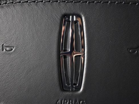 New 2026 Lincoln Navigator L Reserve AWD/4WD image 33