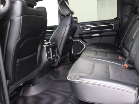 Used 2019 RAM 1500 Laramie AWD/4WD image 36