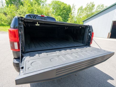 Used 2018 Ford F150 XLT w/ Equipment Group 302A Luxury AWD/4WD image 28