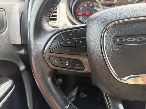 Used 2021 Dodge Charger SXT RWD image 25