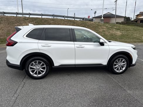 Certified 2024 Honda CR-V EX-L image 11