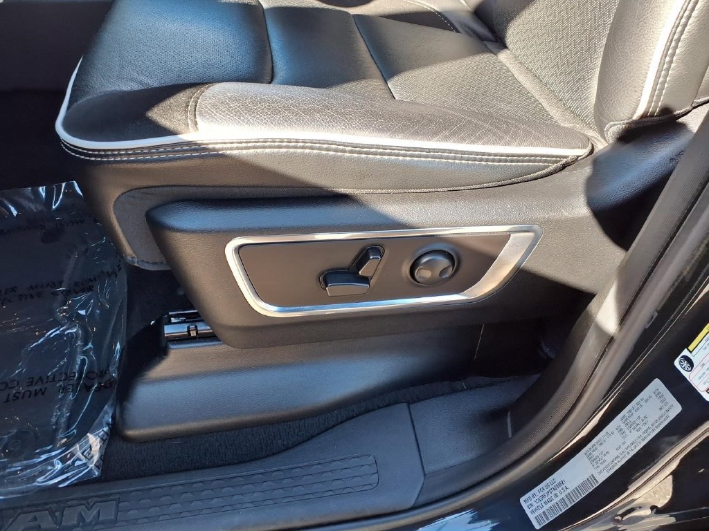 Used 2026 RAM 1500 Laramie AWD/4WD image 20