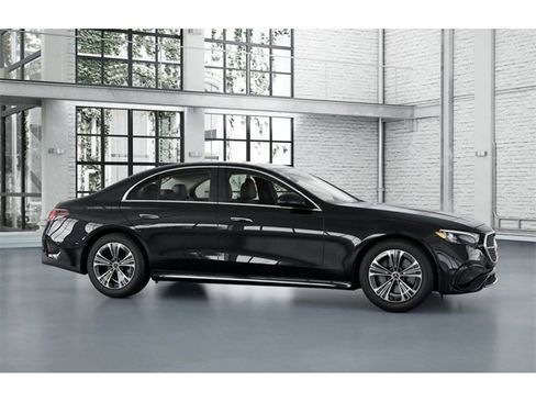 New 2026 Mercedes-Benz E 350 4MATIC Sedan image 14