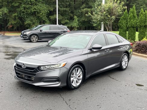 Used 2019 Honda Accord LX image 6