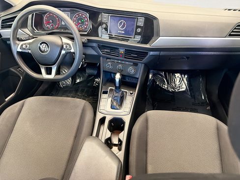 Used 2021 Volkswagen Jetta S image 12