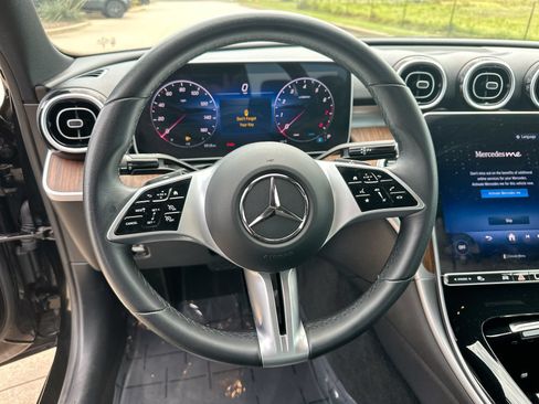 Used 2025 Mercedes-Benz C 300 4MATIC Sedan image 14