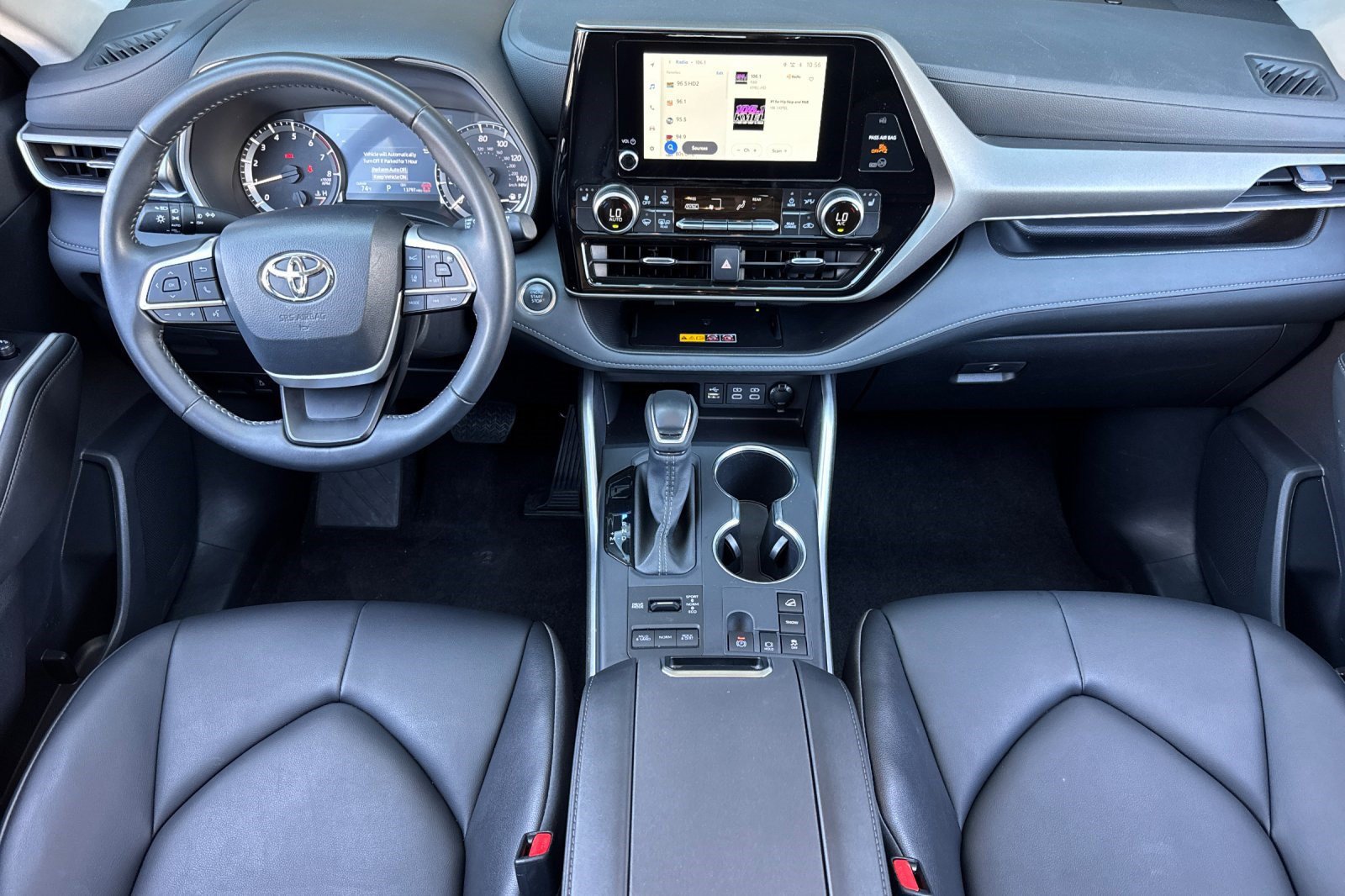 Used 2026 Toyota Highlander XLE AWD/4WD image 16