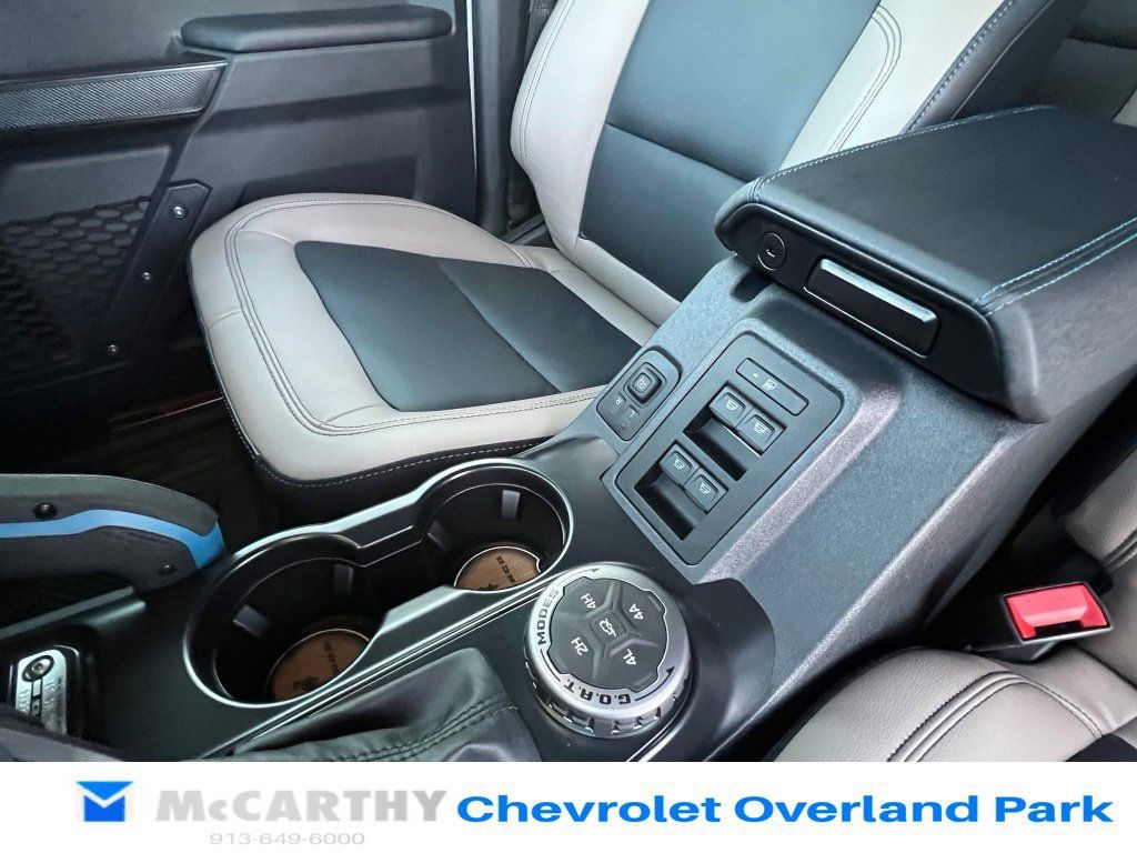 Used 2024 Ford Bronco Wildtrak AWD/4WD image 6