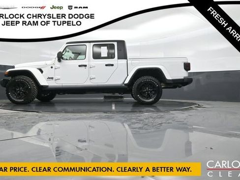 Used 2022 Jeep Gladiator Sport image 60