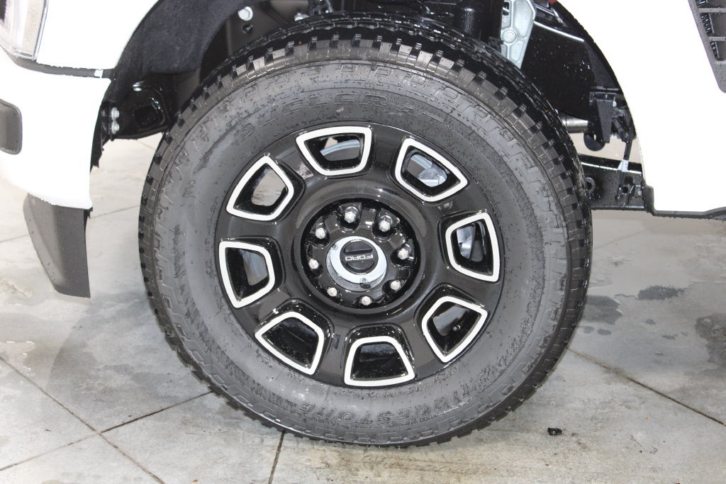 New 2026 Ford F250 Platinum AWD/4WD image 21