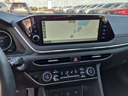 Used 2022 Hyundai Sonata Limited FWD image 13