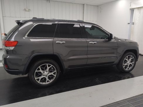Used 2019 Jeep Grand Cherokee Limited w/ Luxury Group II AWD/4WD image 10