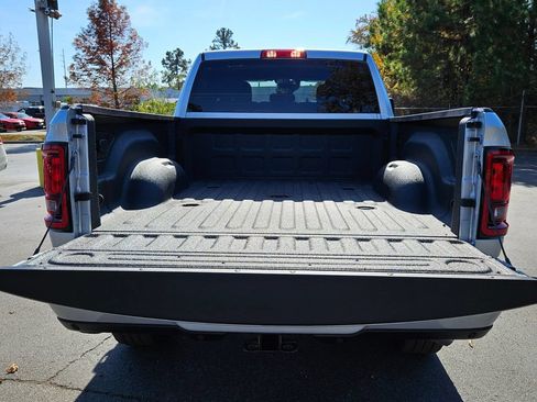 New 2026 RAM 2500 Big Horn AWD/4WD image 13
