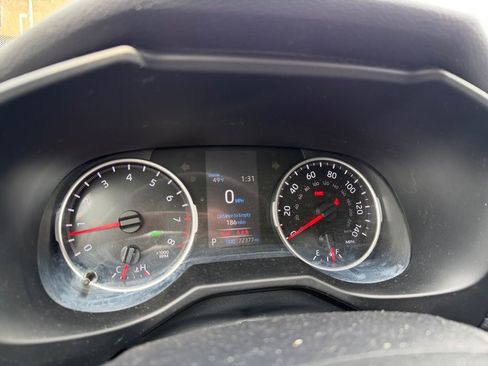 Used 2021 Toyota RAV4 LE image 16