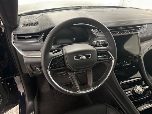 Used 2023 Jeep Grand Cherokee Overland w/ MOPAR Finishing Package image 14