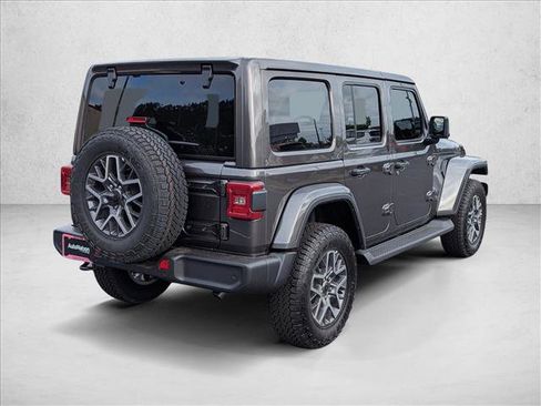 New 2026 Jeep Wrangler Unlimited Sahara AWD/4WD image 5