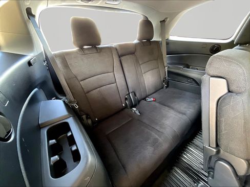 Used 2021 Honda Pilot EX image 26