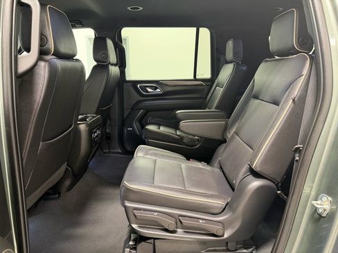 Used 2023 Chevrolet Suburban Premier RWD image 24