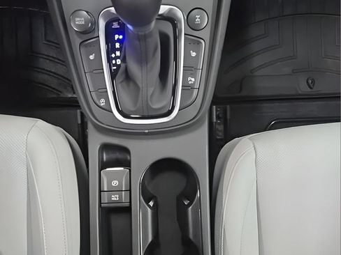 Certified 2022 Hyundai Kona Limited AWD/4WD image 36