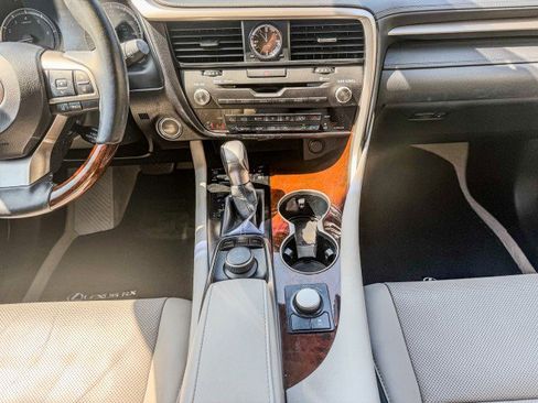 Used 2017 Lexus RX 350 FWD w/ Premium Package image 9